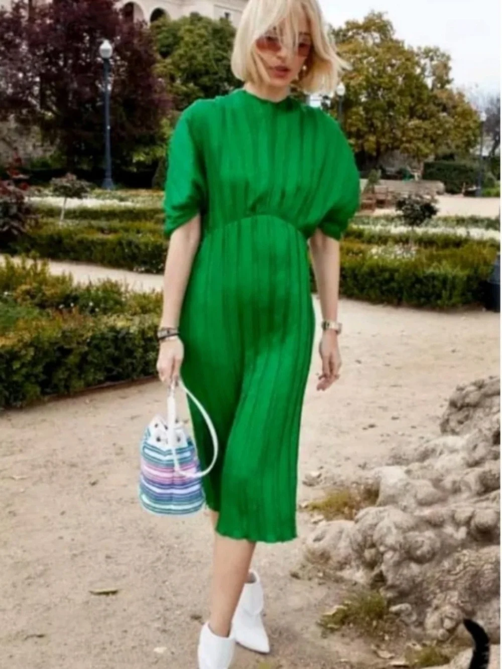 Zara RARE Infamous Green Dress Size Medium - Picture 2 of 16